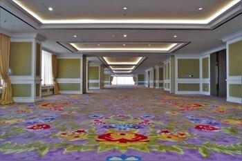 Aparthotel Oakwood & 5*