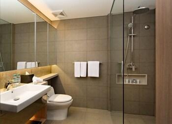 Aparthotel Oakwood & 5*